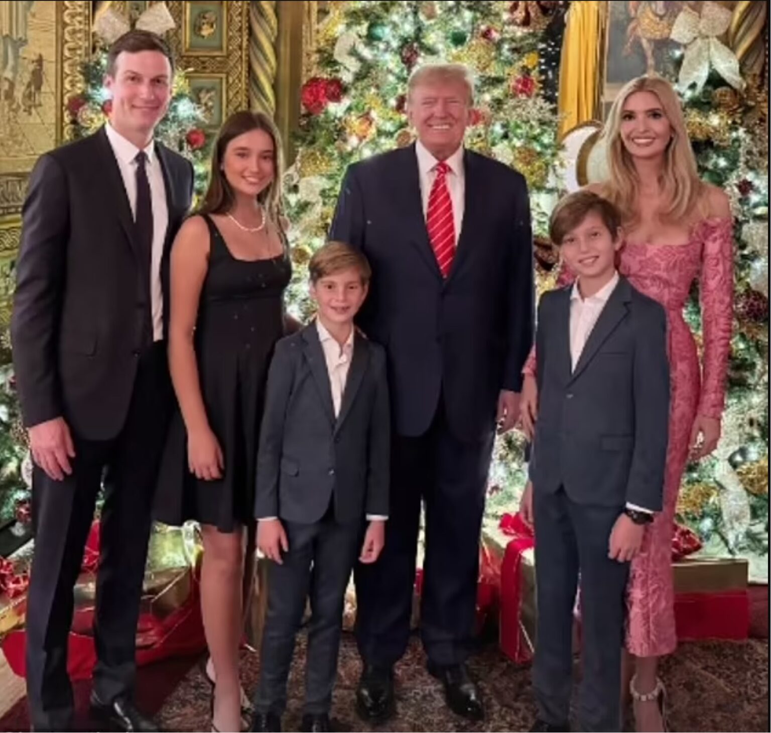 The REAL Reason Melania Missed Trump Family Christmas Photo Should Put